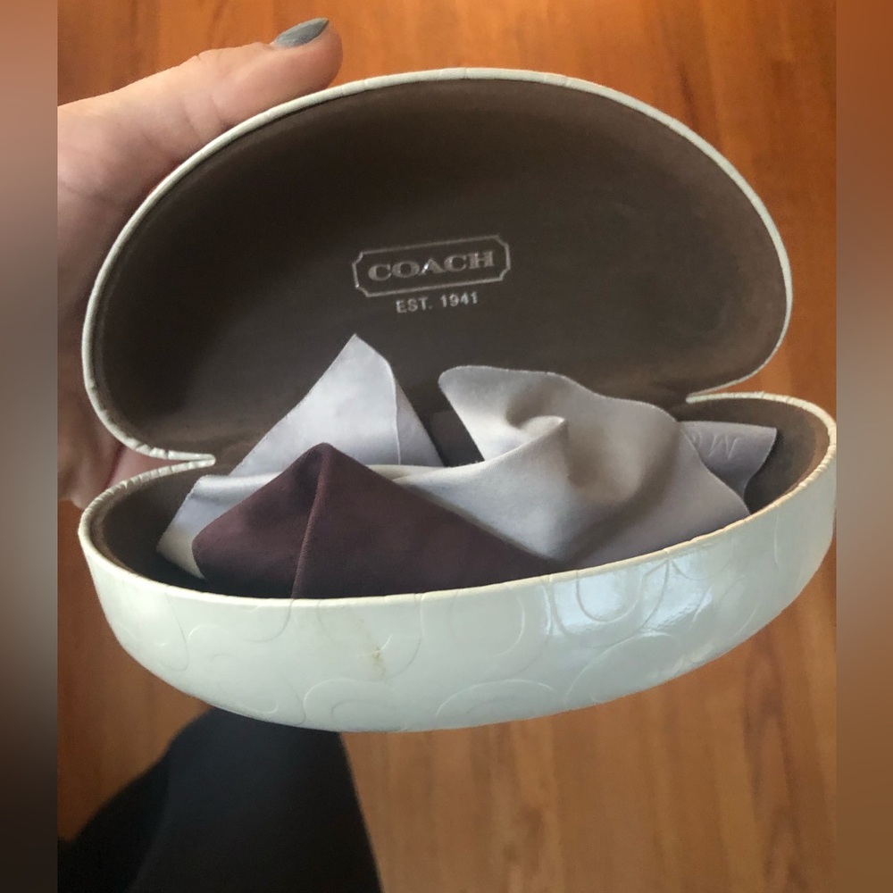 White Coach Sunglasses Case, with two cloths inside